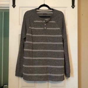 Kohl’s long sleeve men’s tee